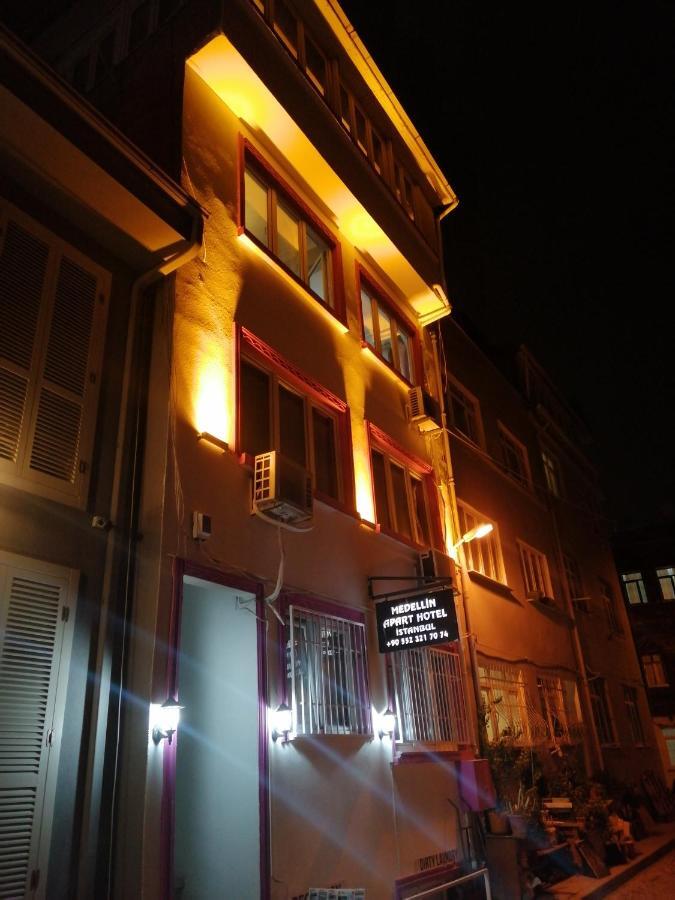 Medellin Apart Hotel อิสตันบูล ภายนอก รูปภาพ